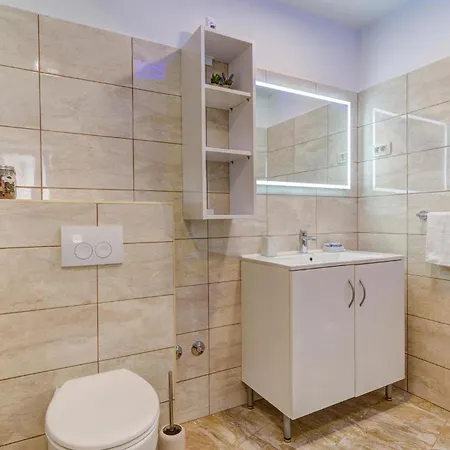 Stunning In With Wifi بيت للعطل